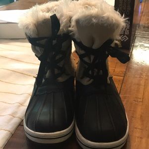 Winter boots